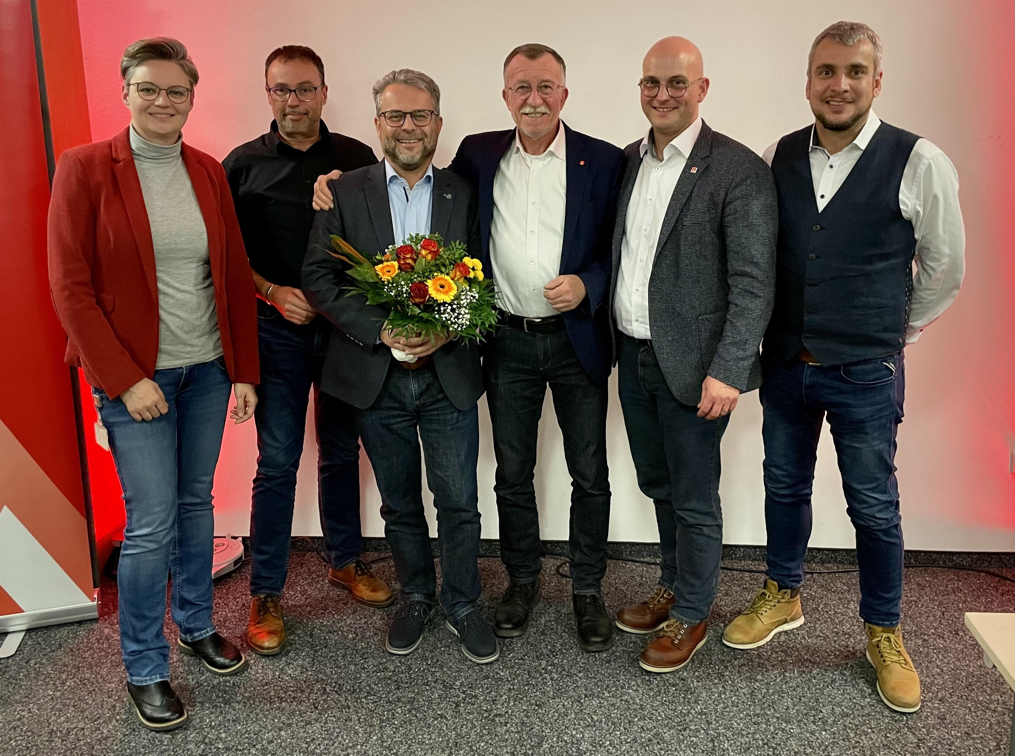 Delegiertenversammlung Gruppenfoto Verabschiedung Peter Mosch 20231214
