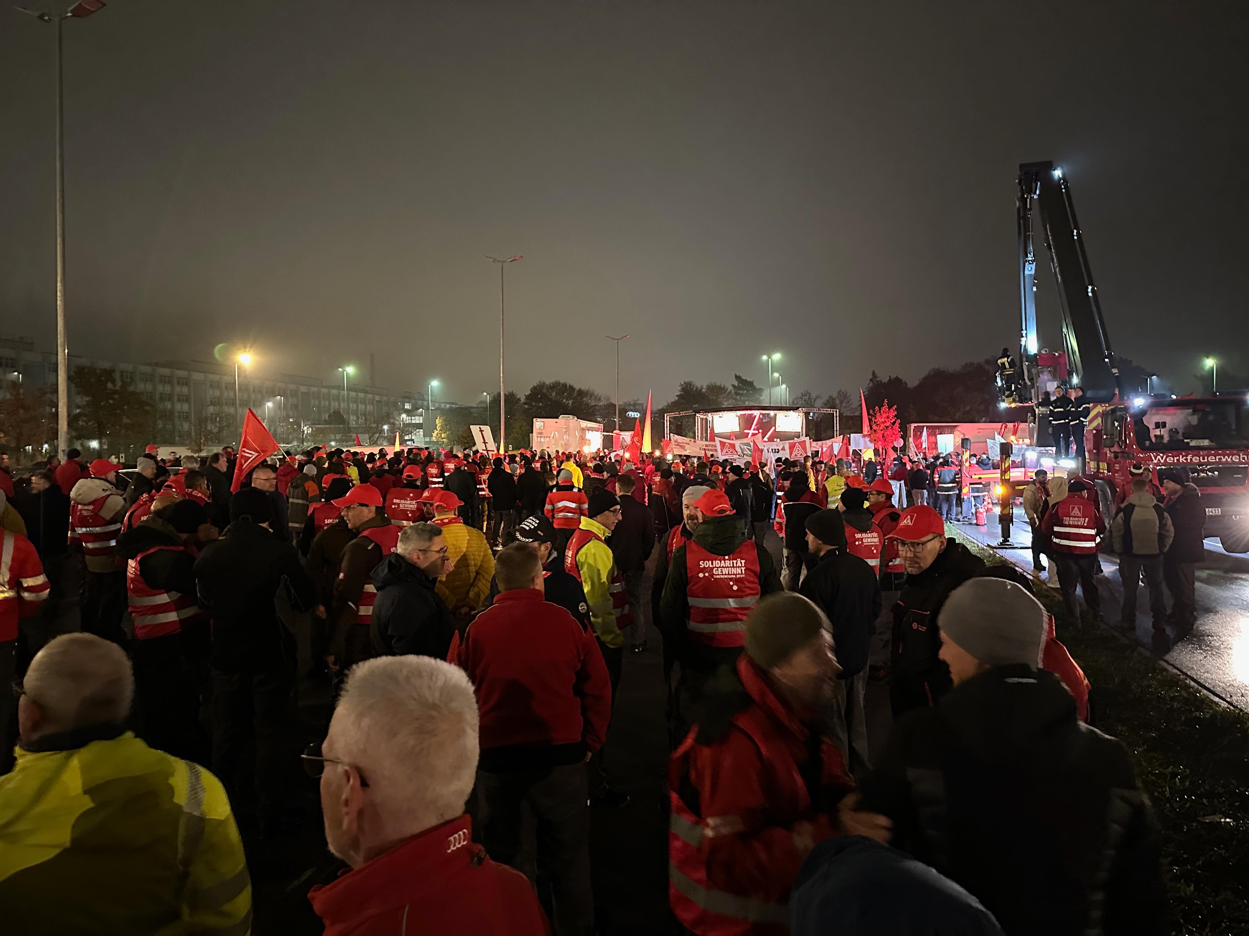 2024-11-08_PM_IGM-Ingolstadt_Nacht-Warnstreik_Pressefoto-3