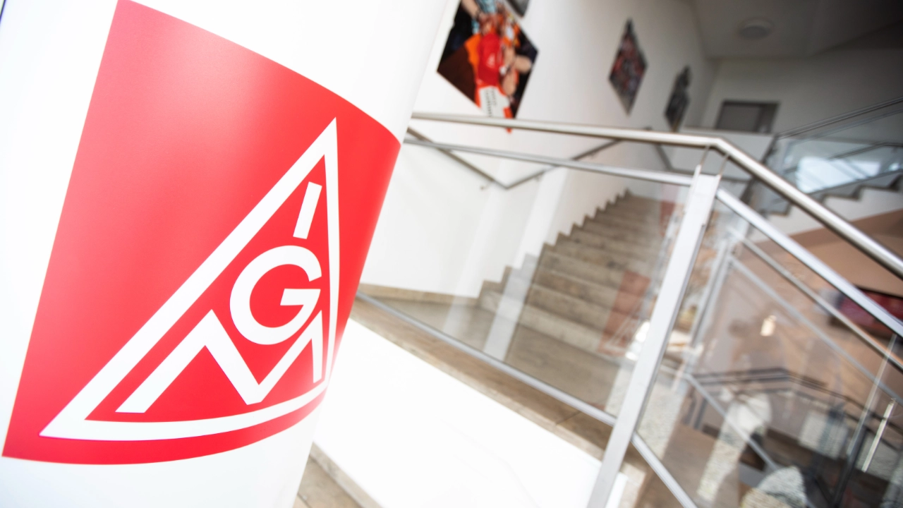 Foto_Eingangsbereich_Gewerkschaftshaus_Ingolstadt