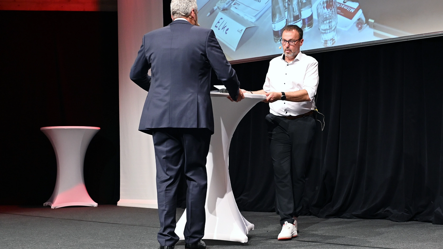 Die Vorschau zeigt Fotos im 16:9 Format, als Download stehen sie 3:2 (vollständiges Foto) zur Verfügung