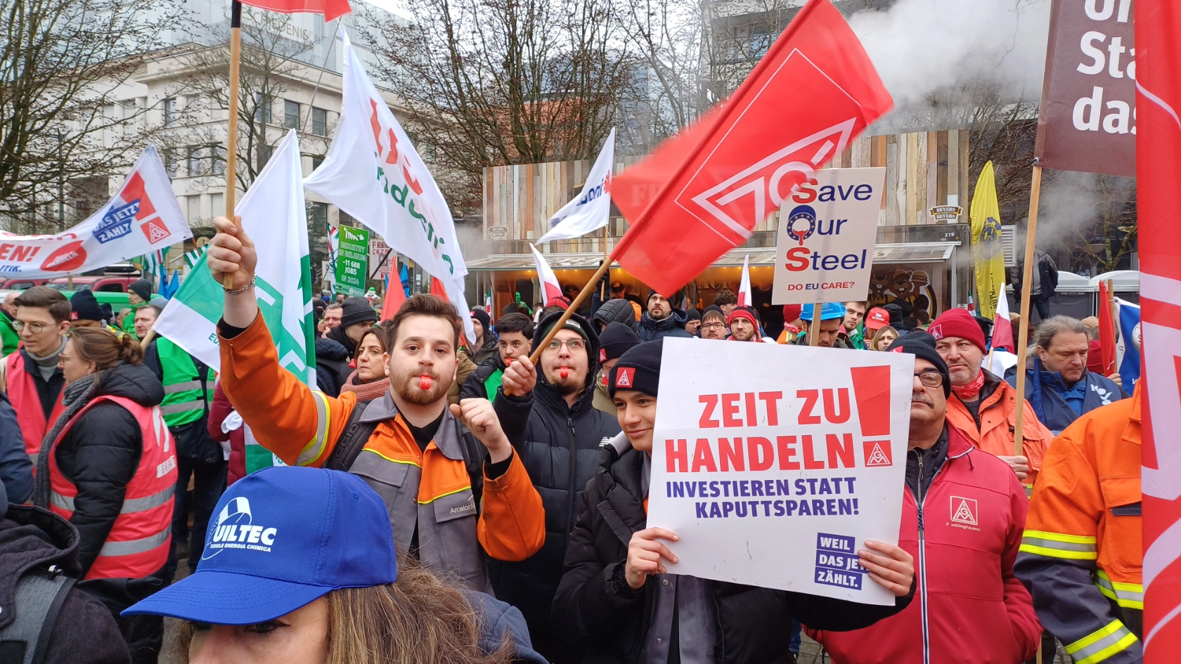 Beschäftigte beim Aktionstag in Brüssel.
