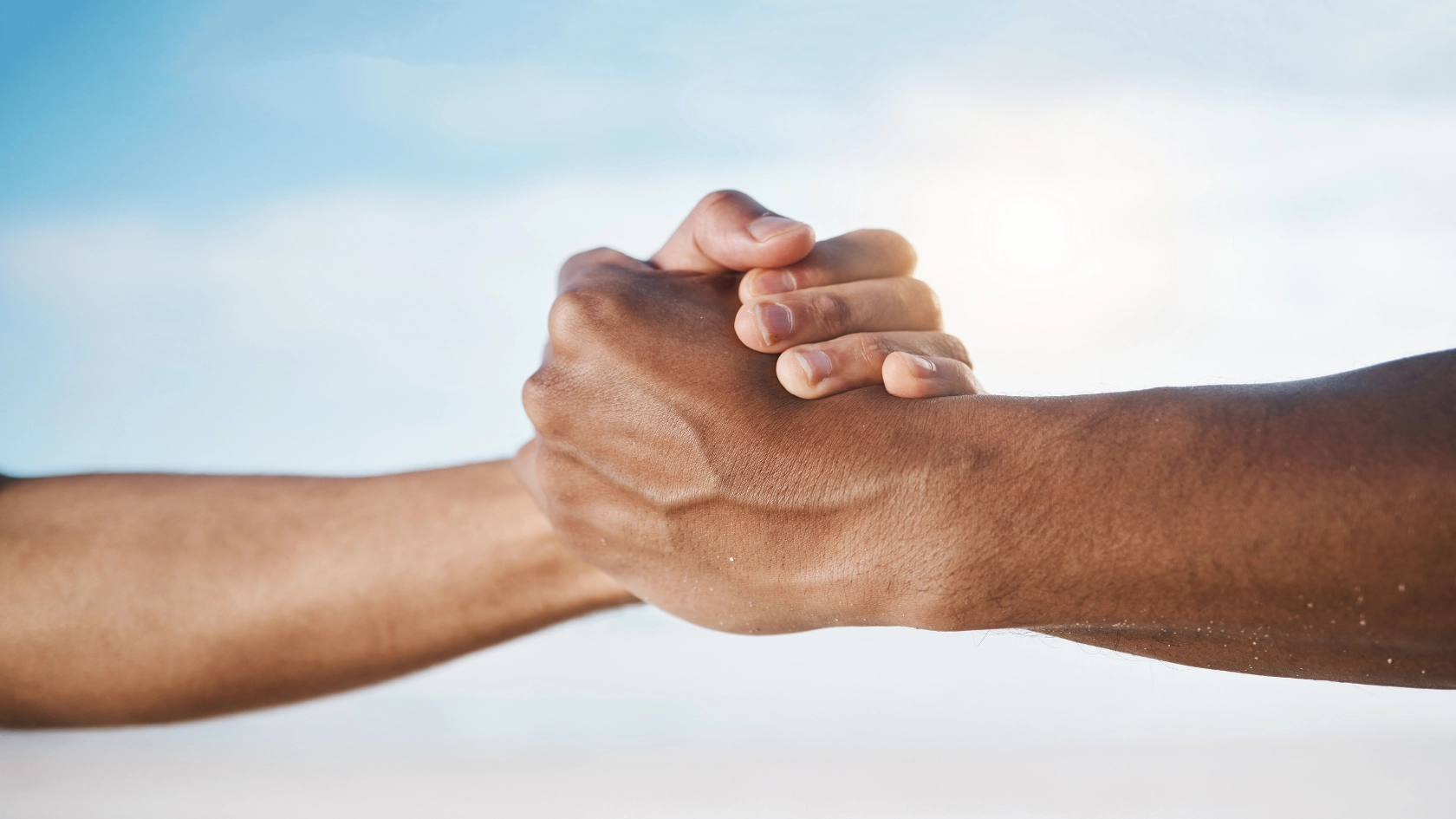 Handshake zu unseren Satzungsleistungen