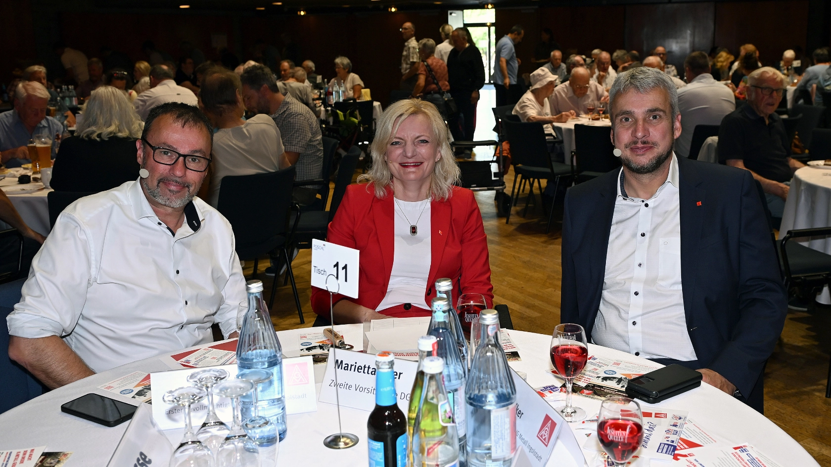 Die Vorschau zeigt Fotos im 16:9 Format, als Download stehen sie 3:2 (vollständiges Foto) zur Verfügung
