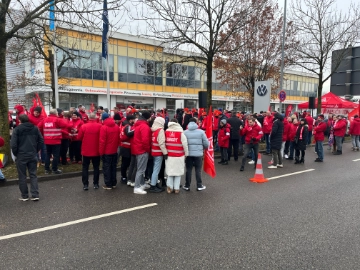 Tarifkonflikt in den VW und Porsche Zentren von Hofmann&Wittmann in Ingolstadt spitzt sich weiter zu