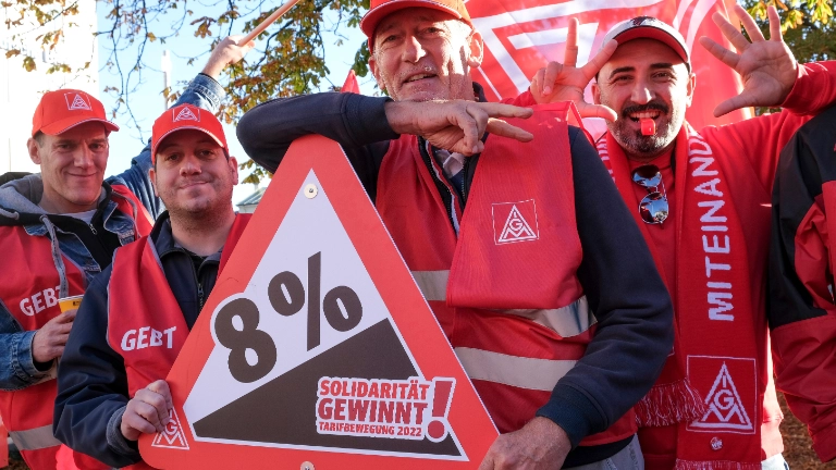 Demo und Kundgebung 3. M+E-Tarifverhandlung in Augsburg